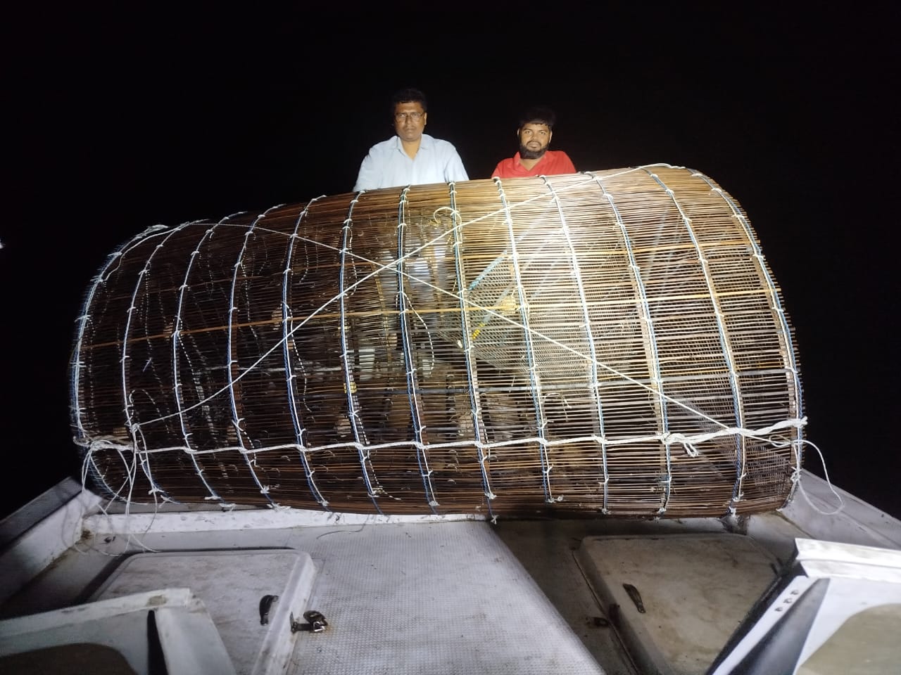 মেঘনায় অভিযানে অবৈধ জাল ও চাঁই জব্দ