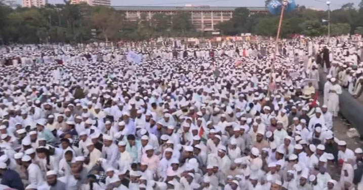 মহাসমাবেশ হেফাজতের : সোহরাওয়ার্দী উদ্যানে বাড়ছে ভিড়