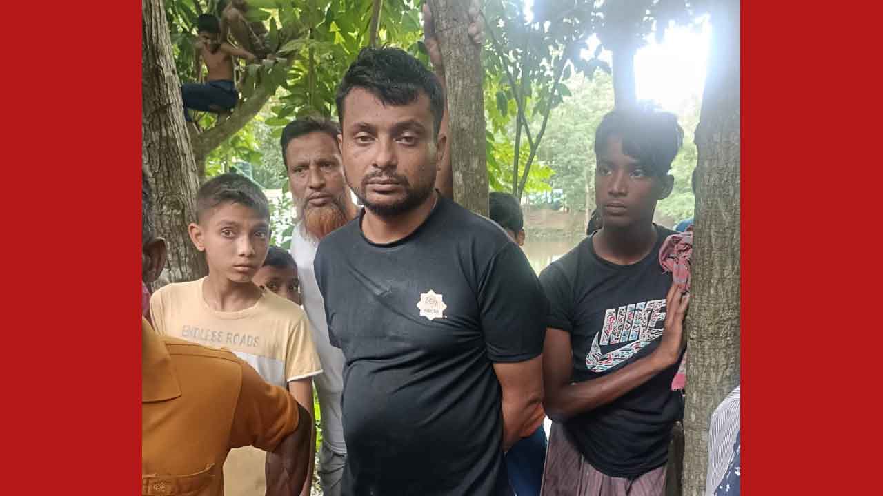 মাদকাসক্ত ছেলের  ছুরিকাঘাতে বাবা খুন