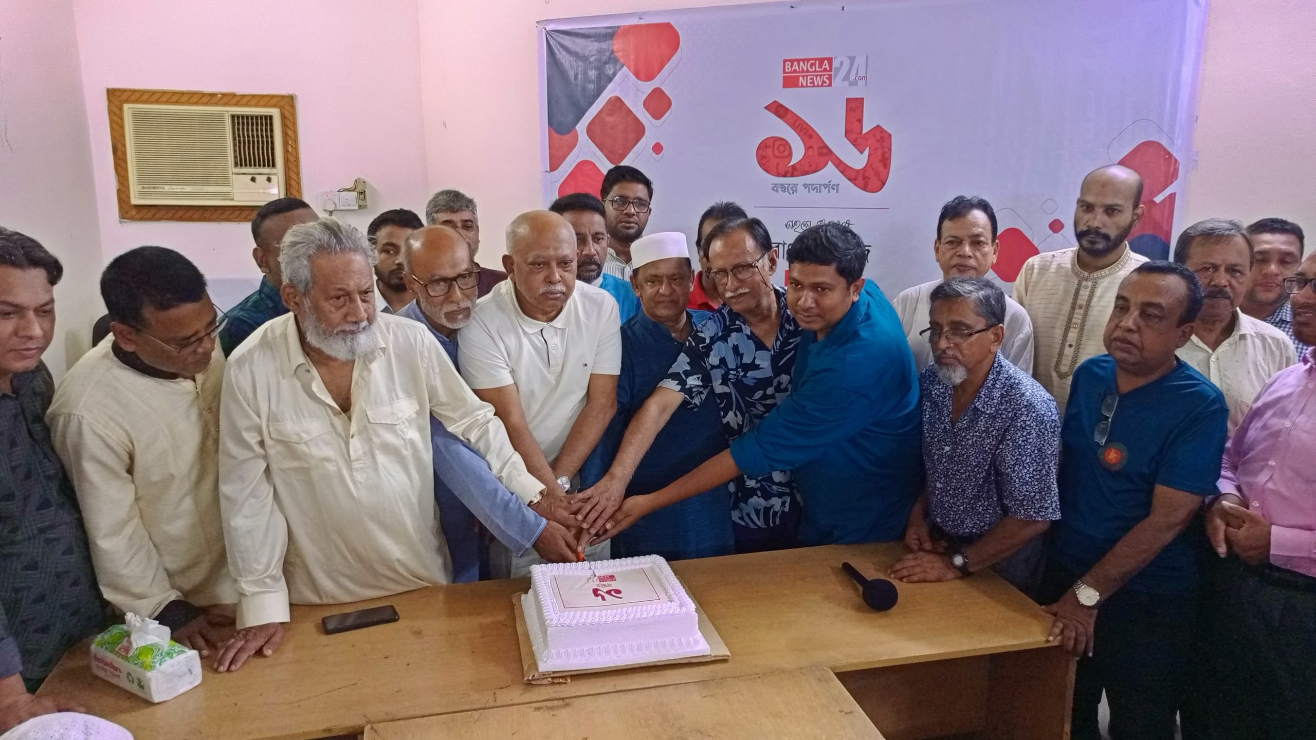 বর্ণাঢ্য আয়োজনে বরিশালে বাংলানিউজের প্রতিষ্ঠাবার্ষিকী পালন