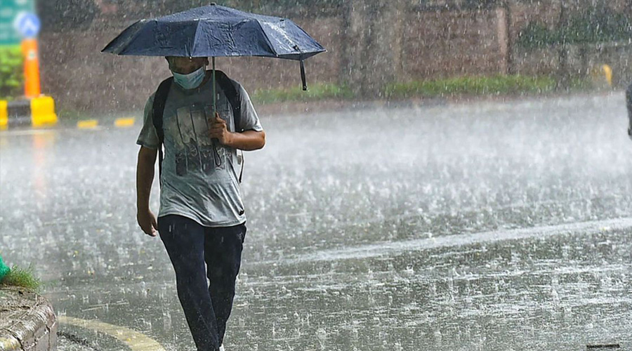 বরিশালসহ ৩ বিভাগে অতি ভারী বৃষ্টির পূর্বাভাস