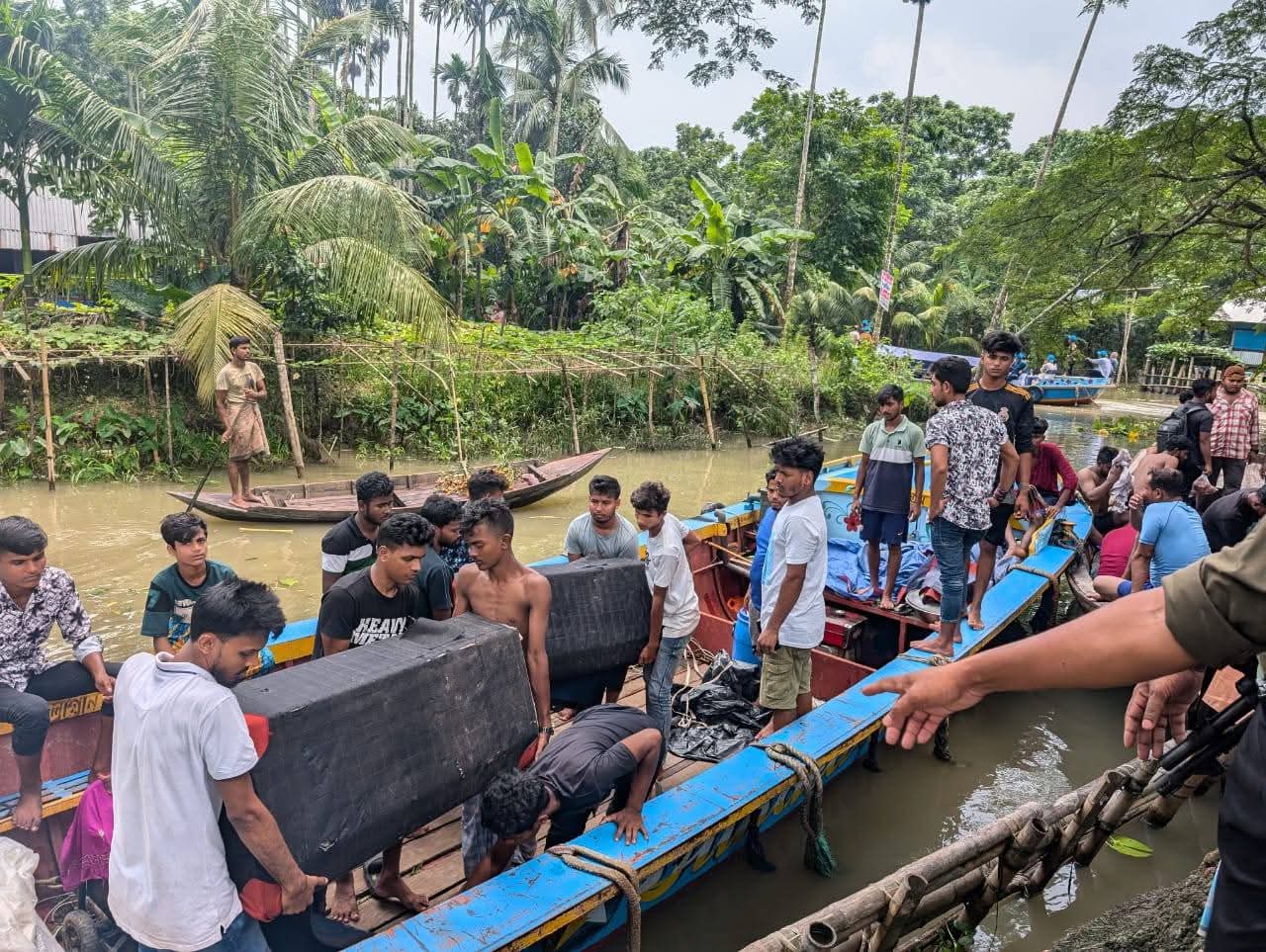 আটঘর কুড়িয়ানায় মোবাইল কোর্ট পরিচালনা