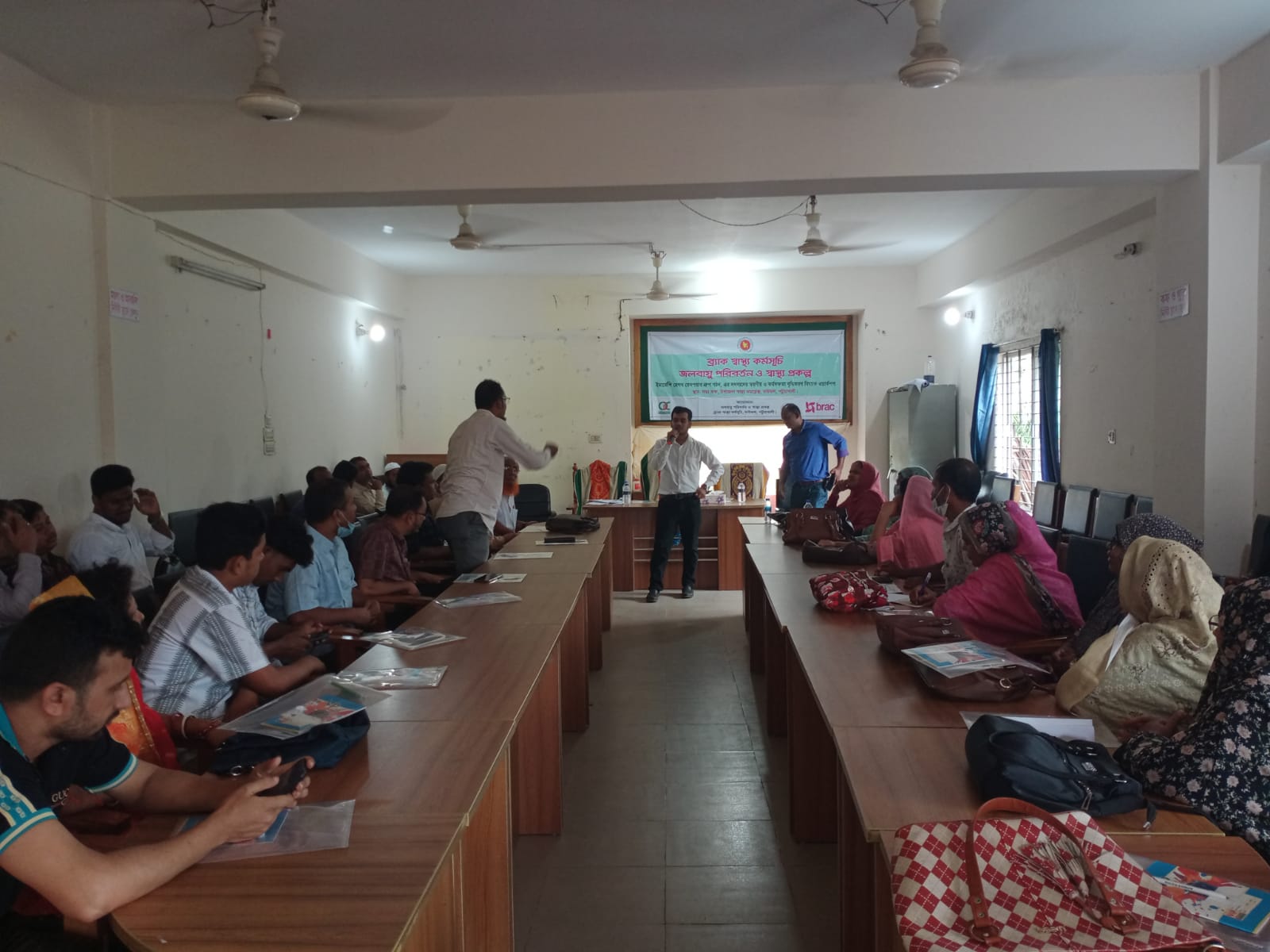 বাউফলে ব্র্যাক জলবায়ু পরিবর্তন স্বাস্থ্য প্রকল্পের ওয়ার্কশপ অনুষ্ঠিত