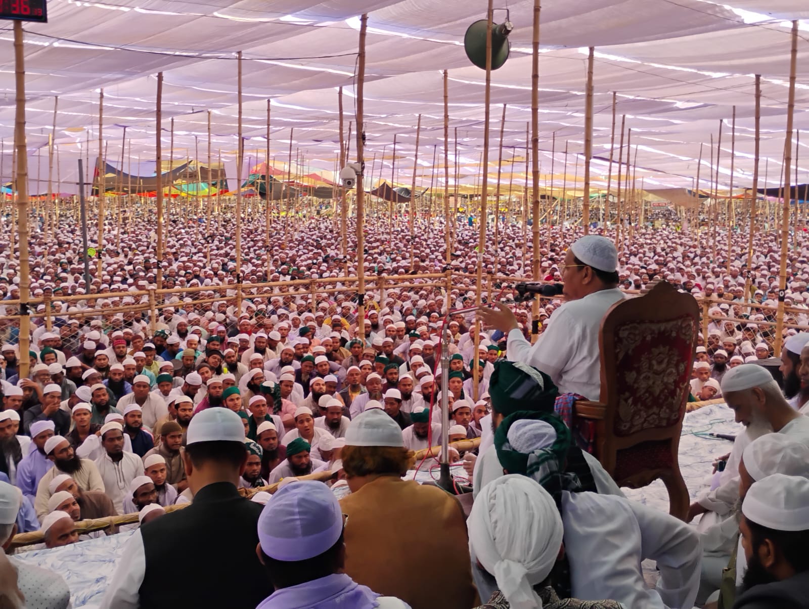 জীবনকে ইসলামের আলোকে পরিচালিত করলেই সত্যিকারের মুক্তি আসবে : চরমোনাই পীর