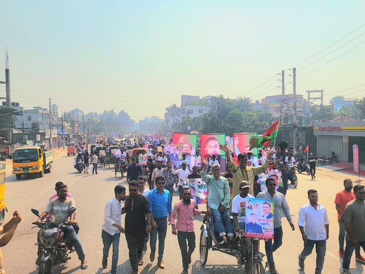 ধানের শীষকে বিজয়ী করতে ভূমিকা পালন করবে শ্রমিক সমাজ : রহমাতুল্লাহ