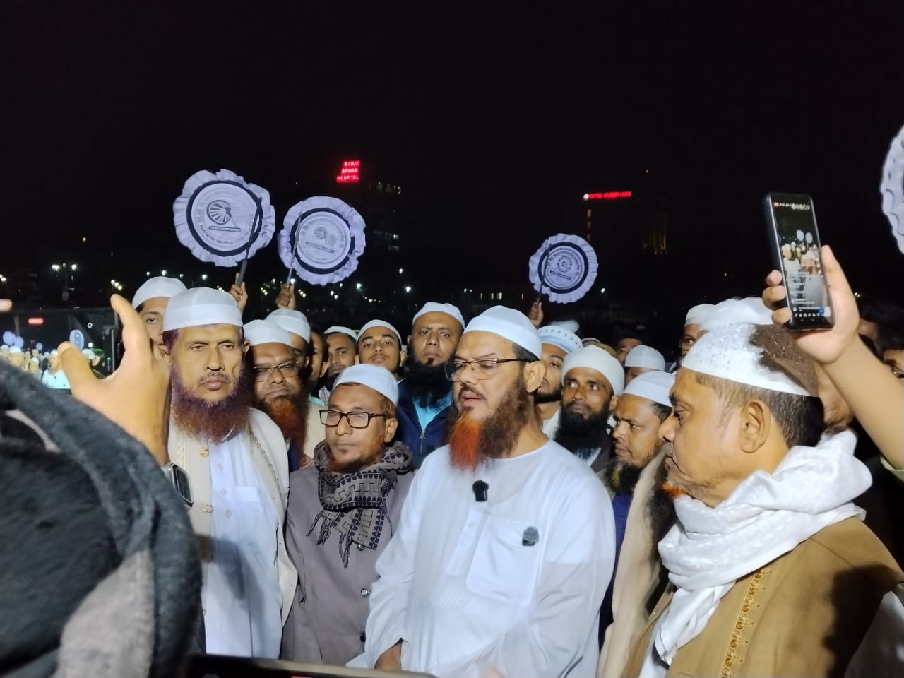 বিভাগীয় ৮ দলীয় সমাবেশ স্থল পরিদর্শনে শায়খে চরমোনাই