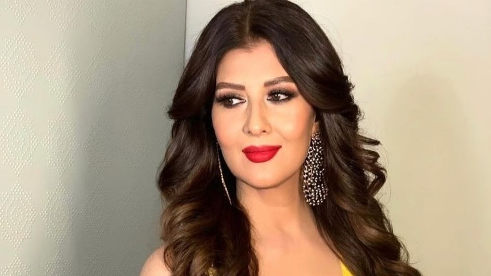 ৬৫-তেও মেদহীন সংগীতা বিজলানি, ব্রেকফাস্টে যা খান অভিনেত্রী