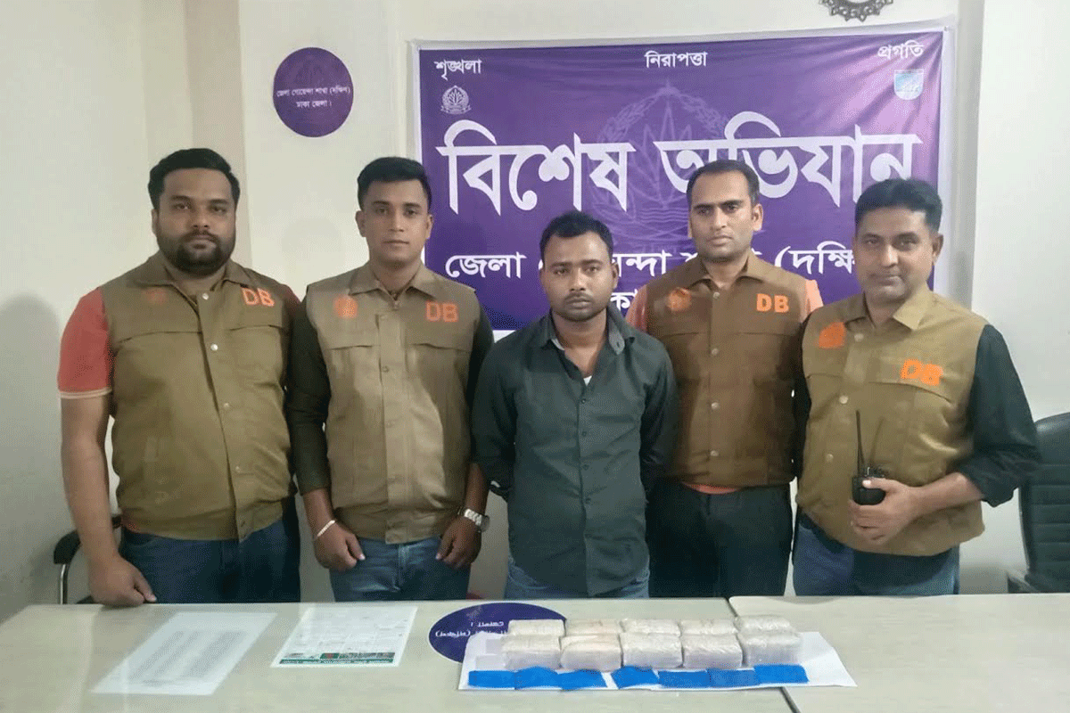কেরানীগঞ্জে ২০ হাজার পিচ ইয়াবাসহ মাদক ব্যবসায়ী গ্রেপ্তার