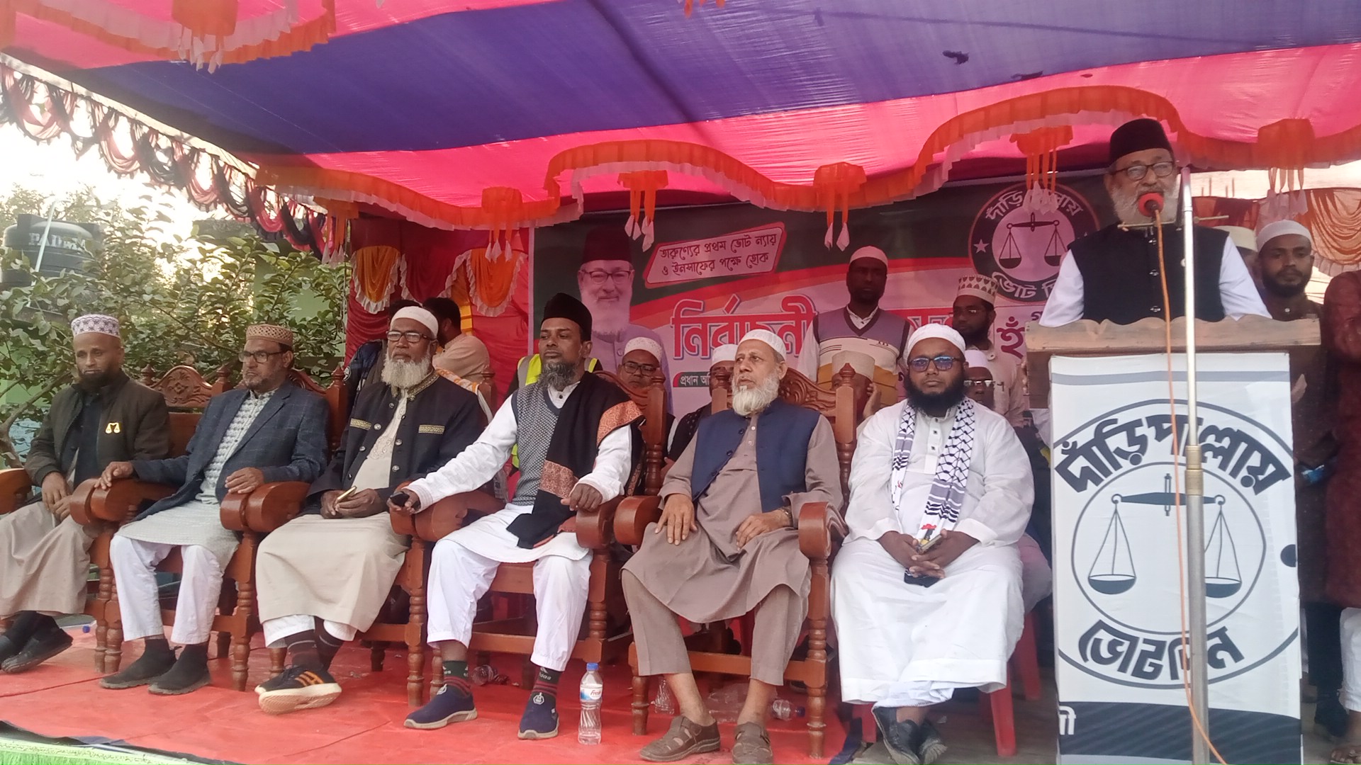 দেশ থেকে স্বৈরাচার বিদায় নিয়েছে কিন্তু বীজ রেখে গেছে, মুহাদ্দিস রবিউল বাশার