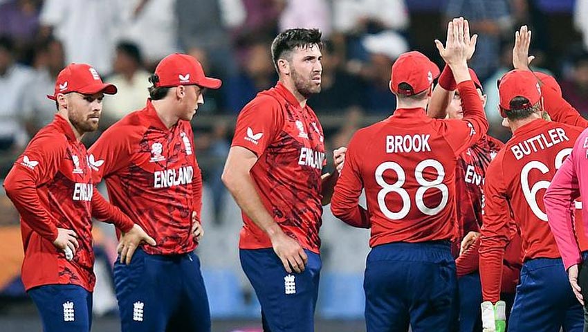 স্কটল্যান্ডকে হারিয়ে নিরাপদে ইংল্যান্ড