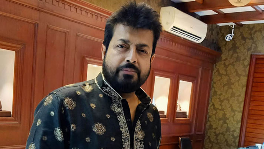 ওমর সানীর রেস্তোরাঁয় বাগ্‌বিতণ্ডা, গ্রাহককে ছুরিকাঘাত