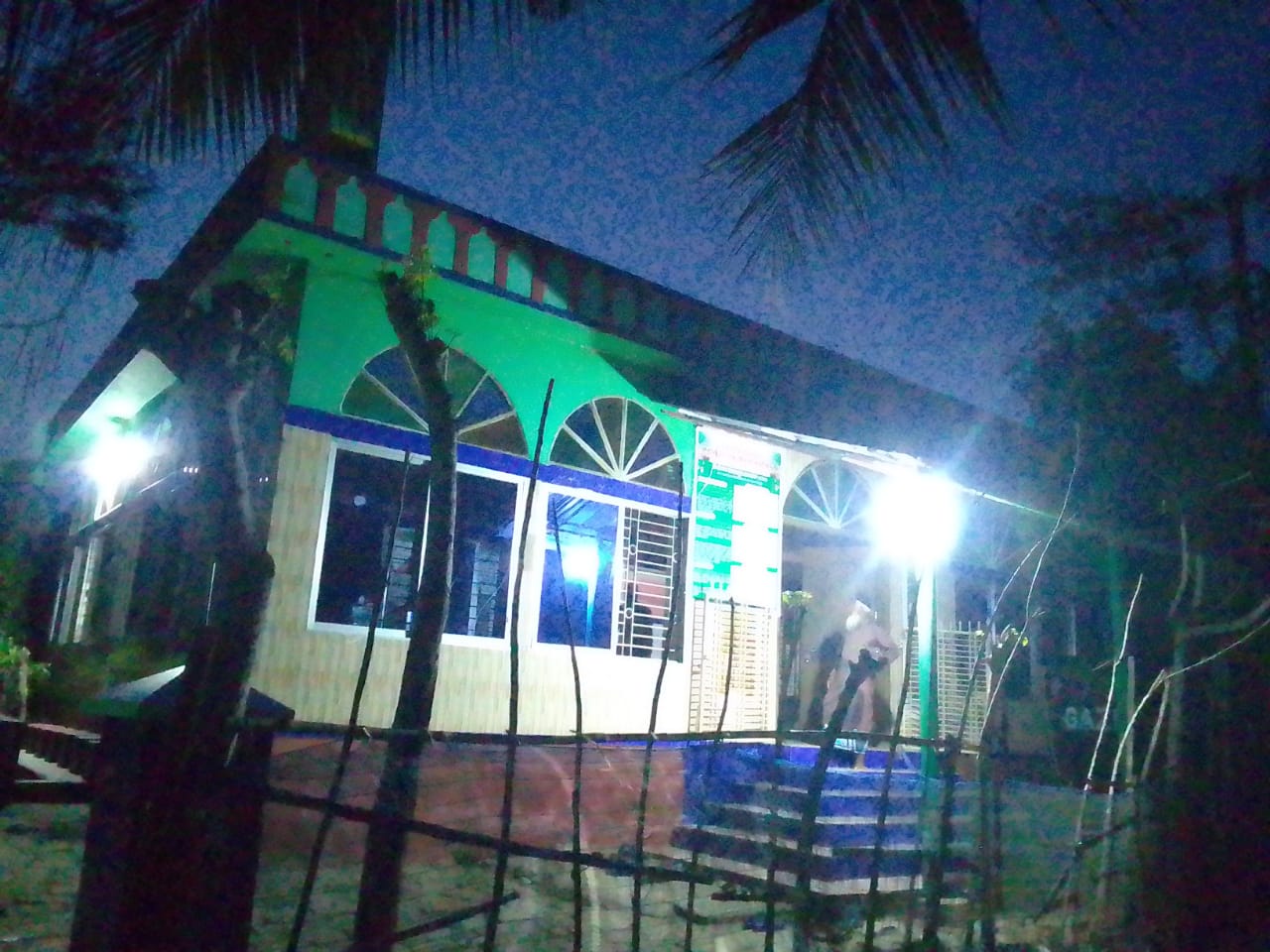 রামপালে দিনদুপুরে মসজিদের তালা কেটে নগদ অর্থ চুরি 