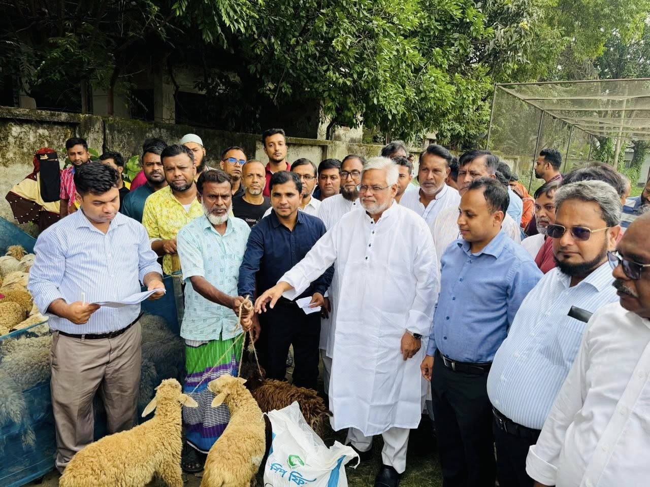 গ্রামের মানুষ স্বাবলম্বী হলেই বদলাবে দেশ : আমানউল্লাহ আমান
