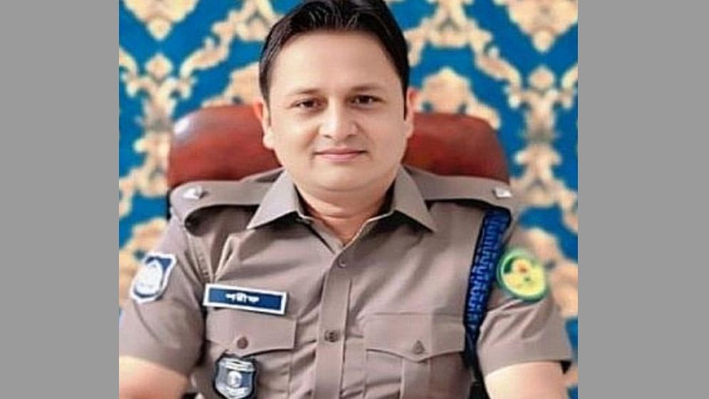 ১৭ দিনের মাথায় সদরঘাট থানার ওসি প্রত্যাহার