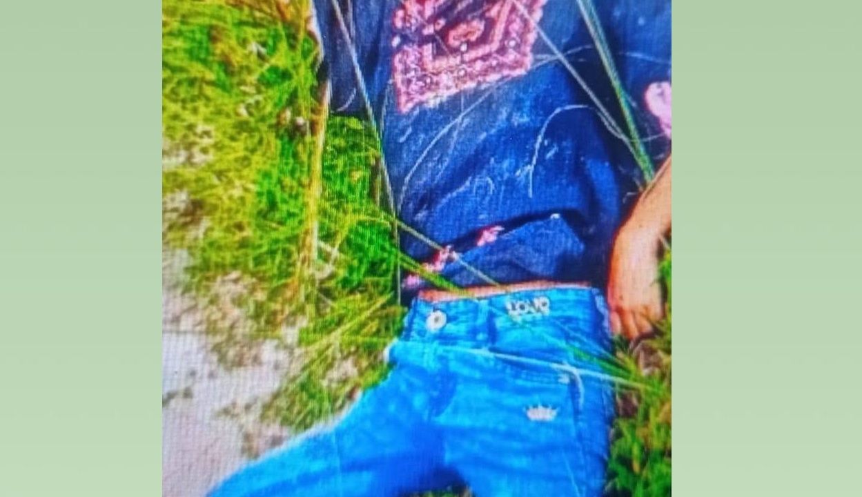 কেরানীগঞ্জে গলাকাটা অবস্থায় এক কিশোরীর লাশ উদ্ধার করেছে থানা পুলিশ