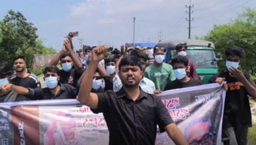 সাতক্ষীরায় নিষিদ্ধ ছাত্রলীগের ঝটিকা মিছিল