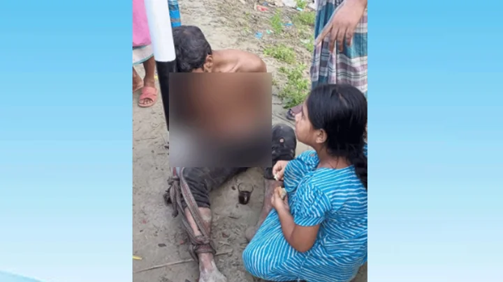 চুরির অভিযোগে খুঁটিতে বাঁধা বাবা, চা-রুটি নিয়ে ছুটে এলো মেয়ে