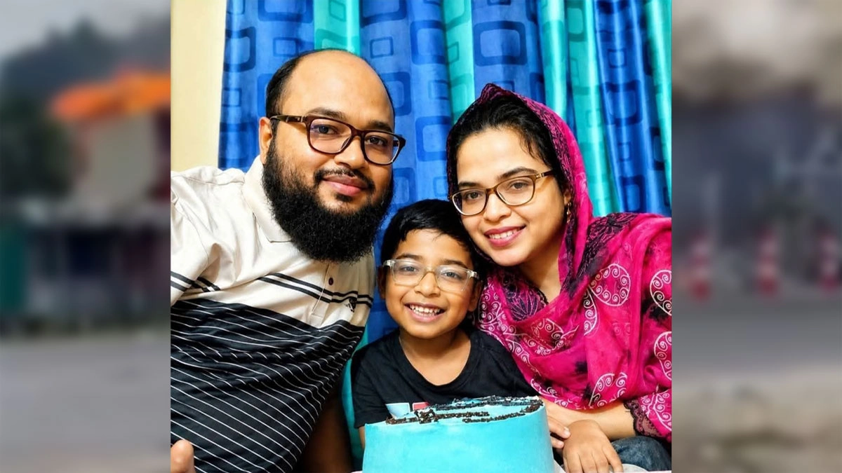 ছেলেকে নিয়ে বেড়াতে কক্সবাজারে মা, টুপটুপ রিসোর্টে দুজনই পুড়ে অঙ্গার